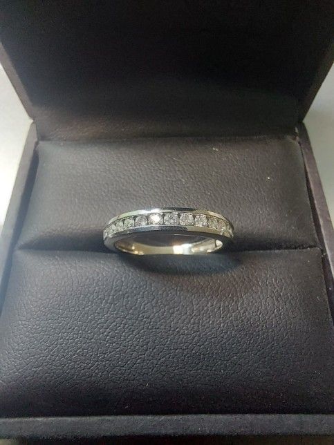 Brand New 1/3 ct Diamond Wedding Band