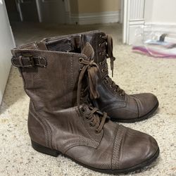Brown Boots 