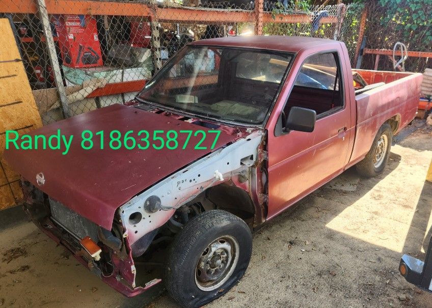 Nissan Hardbody D21 Parts For Sale. Body Interior Engine Transmission Differential Frame Bed