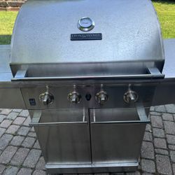 Nice Stainless Steel Propane BBQ grill, 4+1 Burners