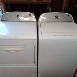 Whirl Pool Washer And Dryer
