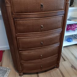 High-end Dresser And Nightstand 