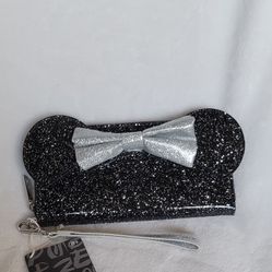 Disney Minnie Happy New Year wallet wristlet 