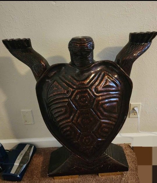 Unique Solid Wood Turtle Table With Tempered Galss