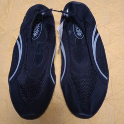 Men's Beach Wear Size 10 • by Sand & Sun