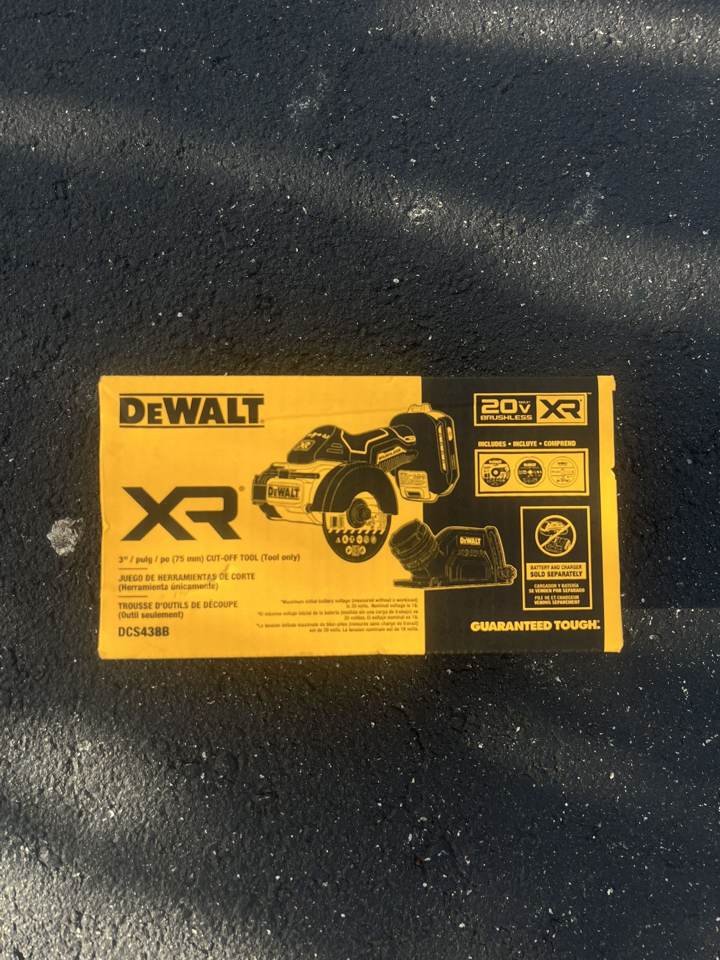 20v dewalt cutoff tool