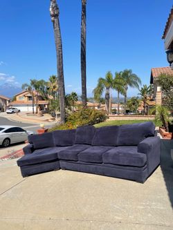 2pc Sectional Sofa