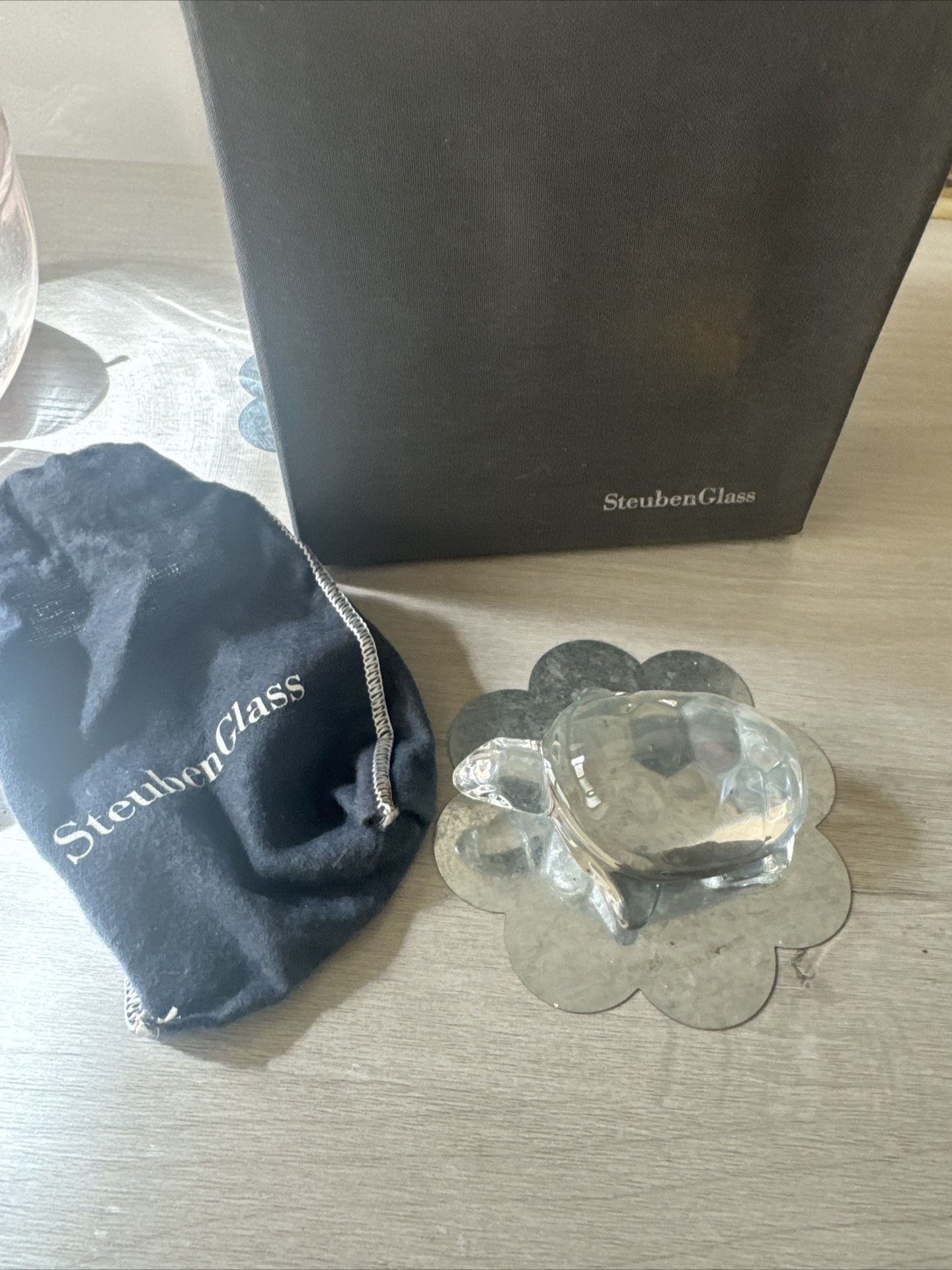 SteubenGlass Collectible Crystal Turtle