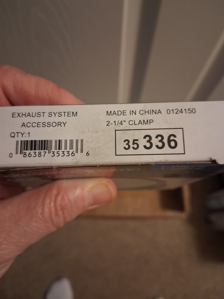 #35336 2 And 1/4 Inch Exhaust Clamps. 40 Count. New In Boxes