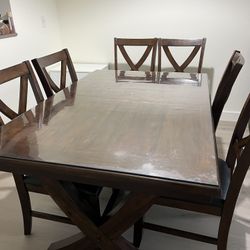Table With 6 chairs