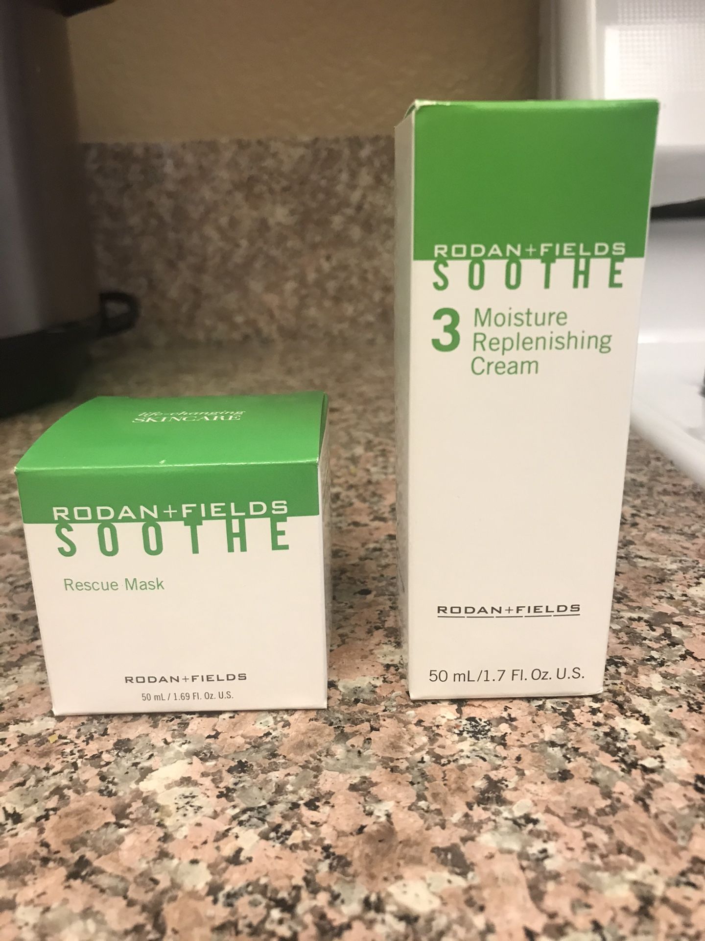 Rodan and Fields Soothe