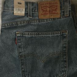 Brand new Levi’s 550