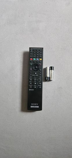 Playstation 3 Sony Bluetooth remote control with 2 new AA batteries
