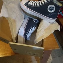 PF Flyers