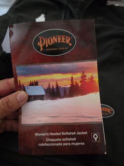 Pioneer women's jacked