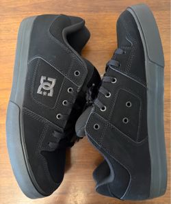 DC Pure Men’s Skate Shoes – Size 14 – New Without Box