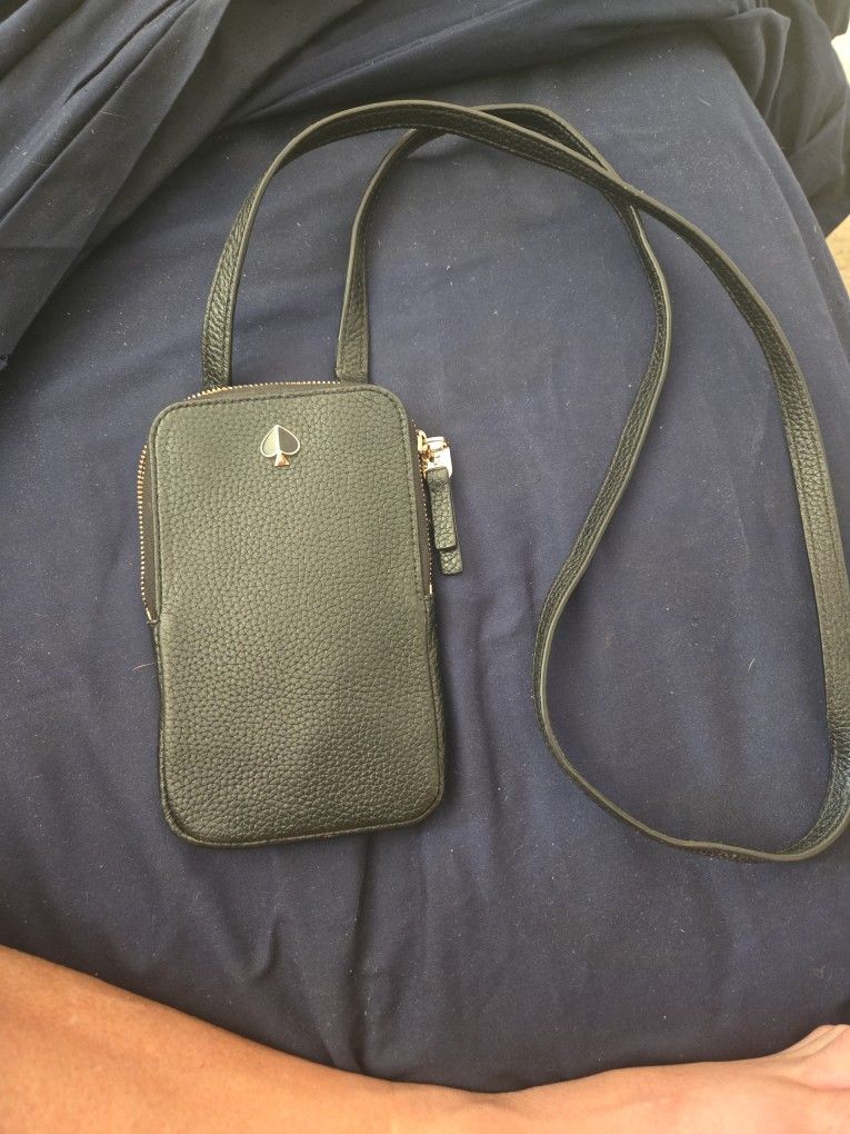 Kate Spade Small Crossbodt Black Leather Purse