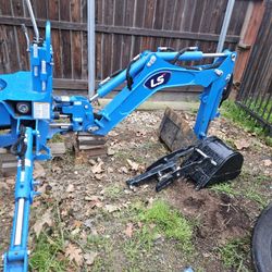 LB Tractor 