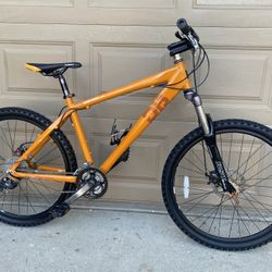 Diamondback Response Sport Mountain Bike