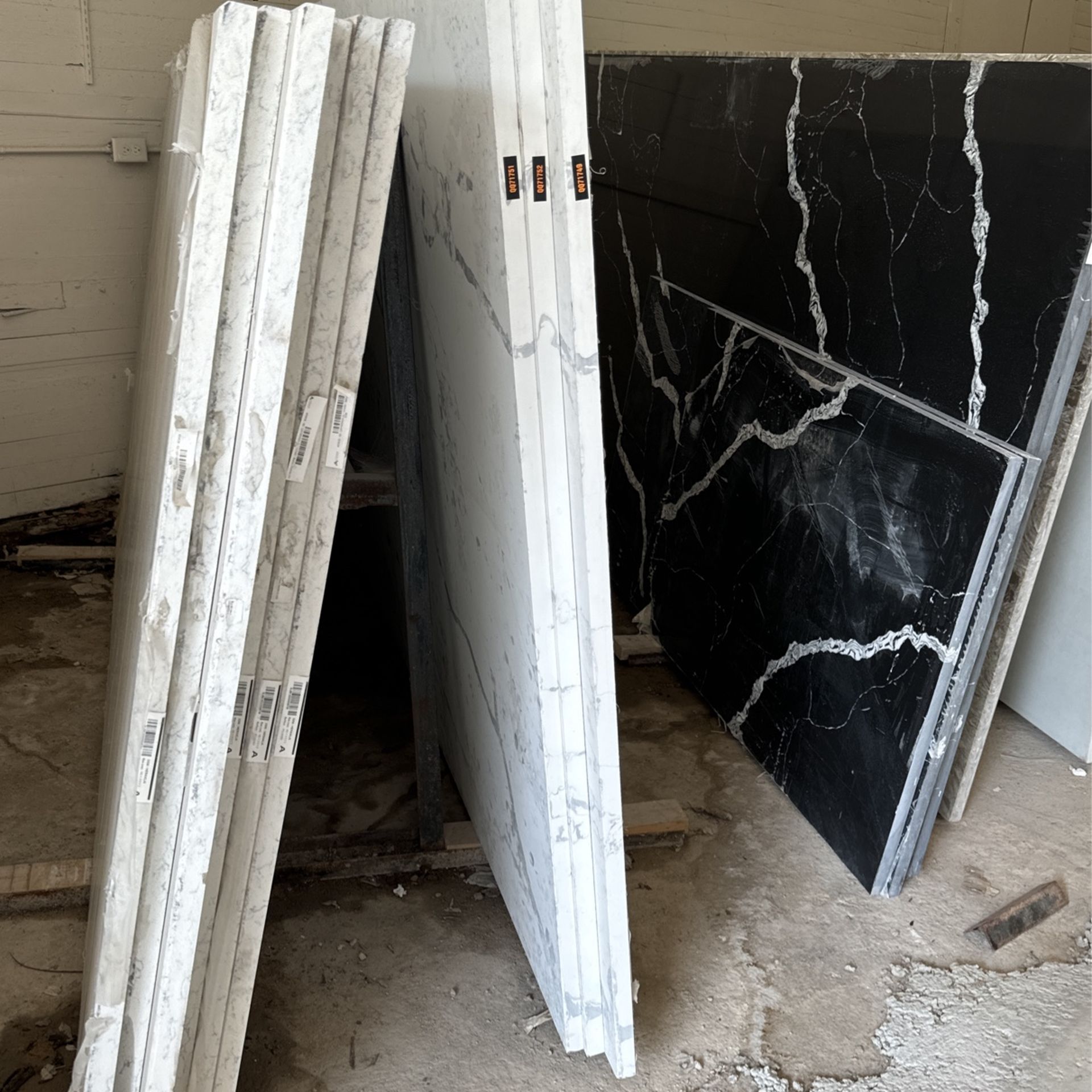 Quartz And Granite Slap Ready Make Kitchen