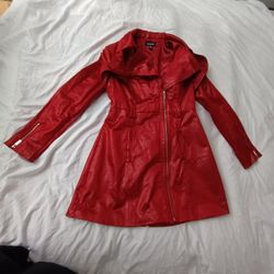 SIZE MEDIUM BEBE RED WOMENS ZIP UP COAT JACKET

