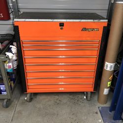 Snap on 40” slide top tool cart