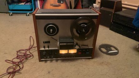 TEAC A-2300Sx Reel to Reel /working: just needs head cleaning..