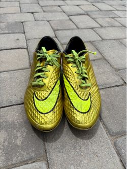 Nike Hypervenom - Gold Coin