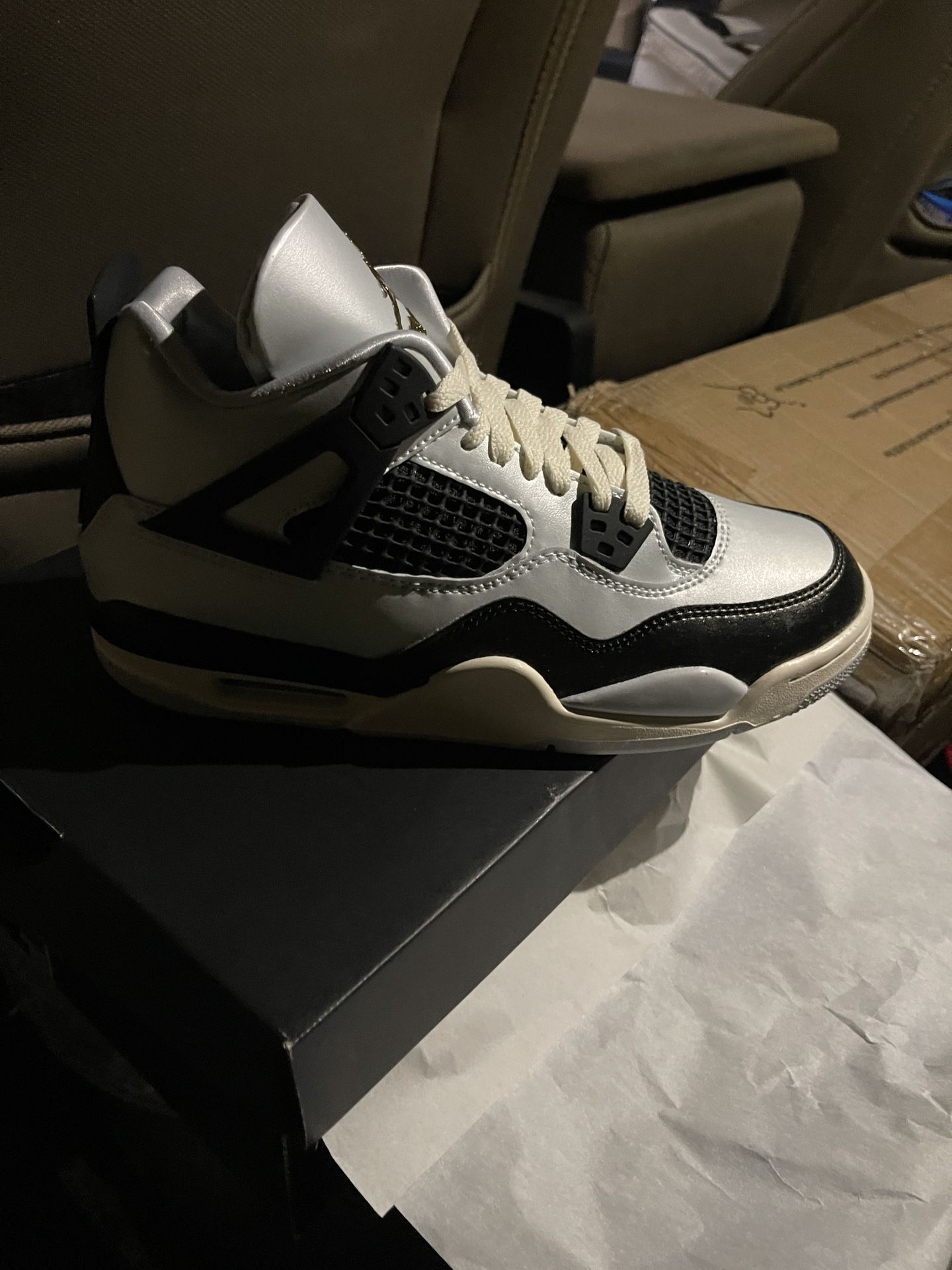 Air Jordan 4 Retros