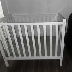 Mini Crib