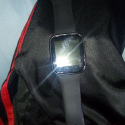 Smart Watch For Sale (Price Negotiable)