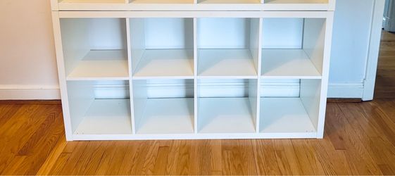 IKEA KALLAX White Cube Organizer Shelf Cubbie (4x2)
