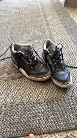 NIKE JORDAN USED SHOES MENS SIZE 10