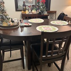 Free Dining Set Of 4