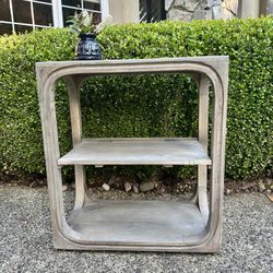 Shelf/Bookcase/Side Table