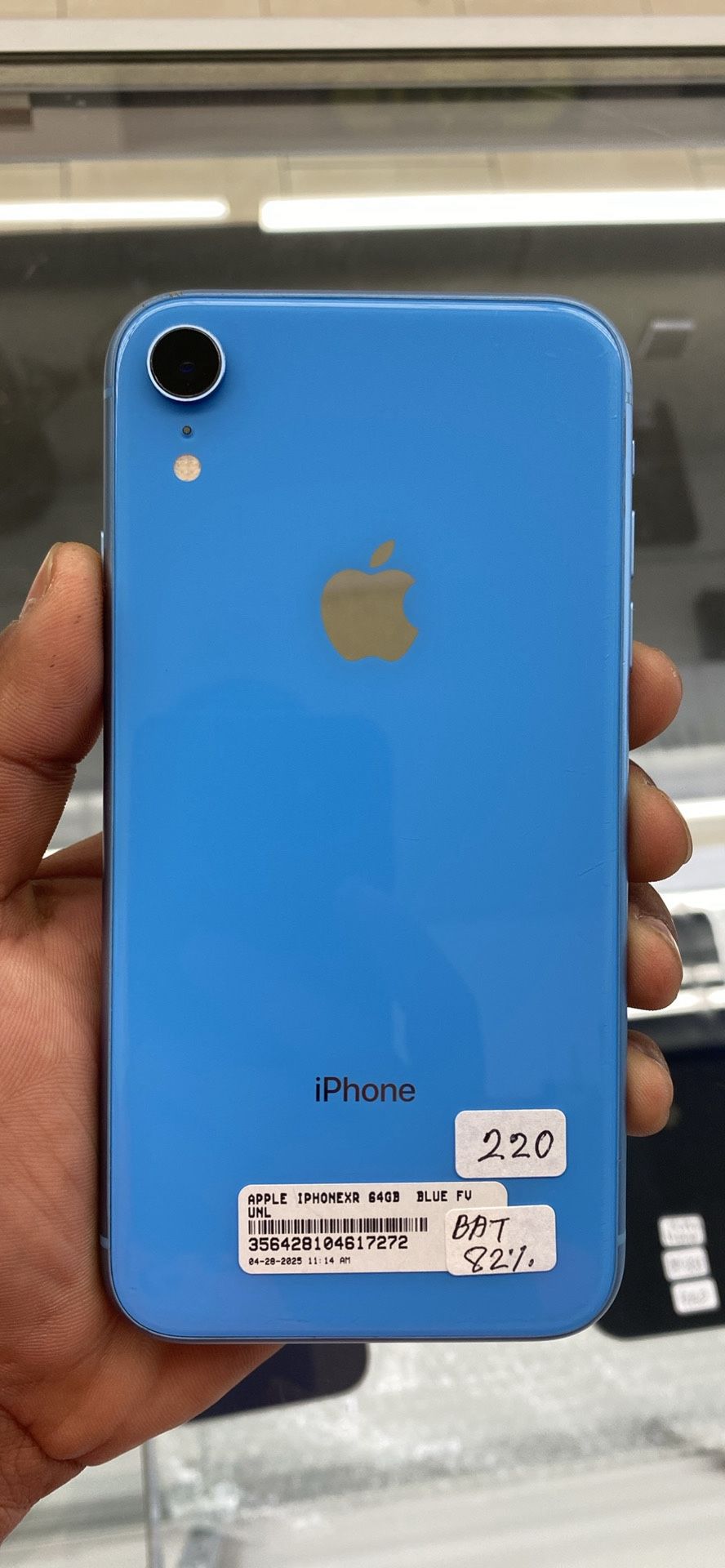 Apple iPhone XR 64 GB Factory Unlocked