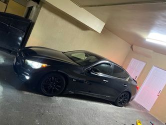 2017 Infiniti Q50