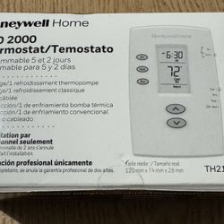 Honeywell Pro 2000 Thermostat 