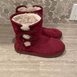 Girls UGG  Koolaburra Size 4