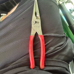 Snap On 9”  Needle Nose/slip Joint Combo