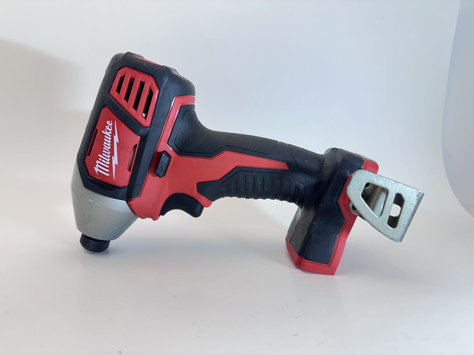 Milwaukee M18 1/4” Hex Impact Driver – Tool Only (2656-20)