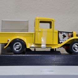 1934 Ford Pick Up Diecast 1:18