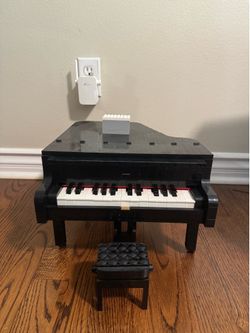 Lego Grand Piano