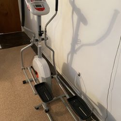Schwinn A40 Elliptical - ONLY USED TWICE!