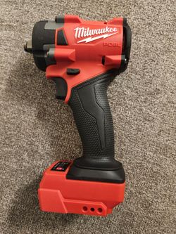 Milwaukee M18 impact wrench 1/2in tool only