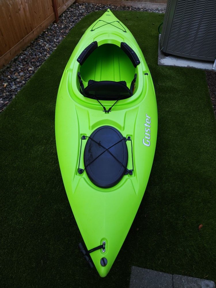 Emotion Guster 10' Kayak