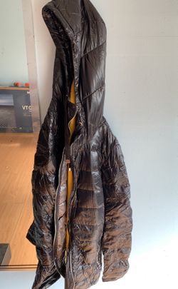 Andrew Marc puffer jacket side medium brand new