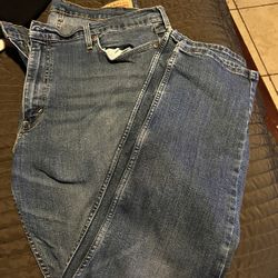 Levi Jeans 42x32