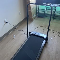 Folding Foldable Walking Pad Treadmill with Handle Bar and Adjustable Incline, 3.5HP Portable Electric Treadmills with Handles for Home Small, Home Tr