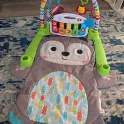 Baby Playmat Glow and Grow Kick & Play Piano Gym
